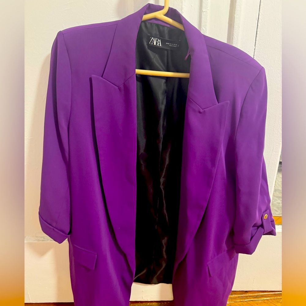 Zara like new purple blazer with rolled up button sleeves